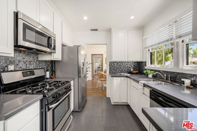 5039 Biloxi Avenue, North Hollywood (los Angeles), CA 91601
