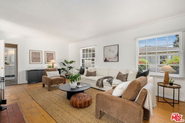 5039 Biloxi Avenue, North Hollywood (los Angeles), CA 91601