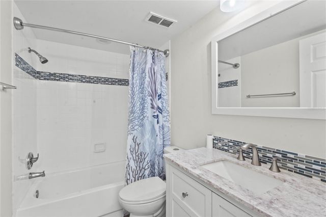 5618 ASHTON LAKE DRIVE 5618, Sarasota, FL 34231