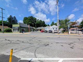 206 S Calumet Road B, Chesterton, IN 46304