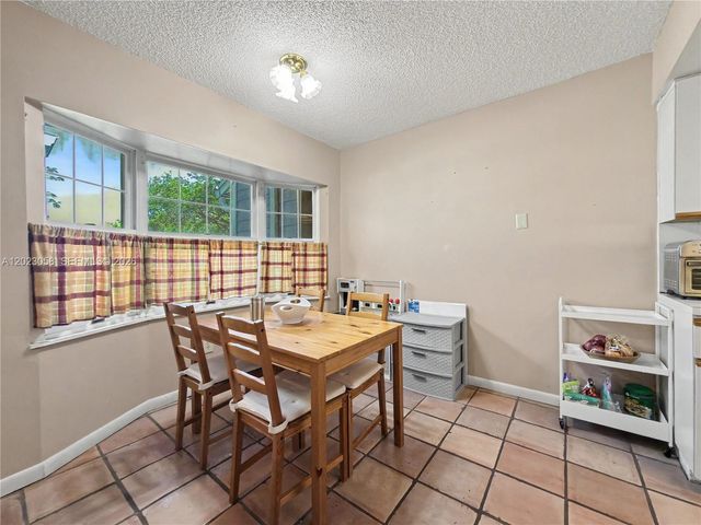 14609 SW 143rd Place Cir, Miami, FL 33186