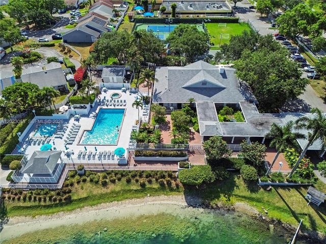 14609 SW 143rd Place Cir, Miami, FL 33186