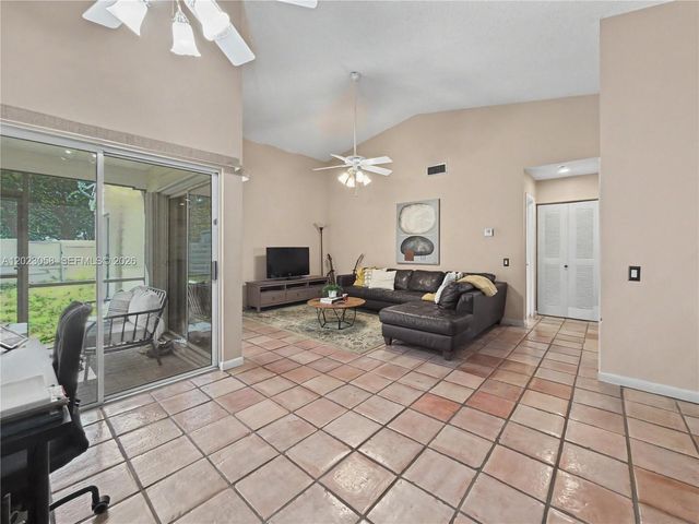 14609 SW 143rd Place Cir, Miami, FL 33186