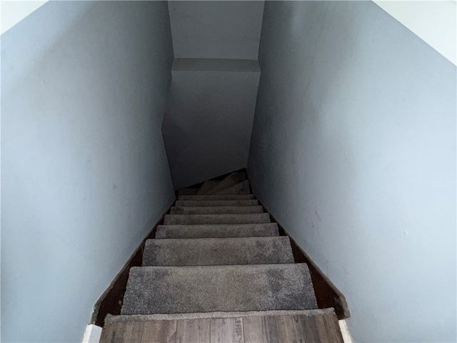 24 Johnson Avenue, Warwick, RI 02886