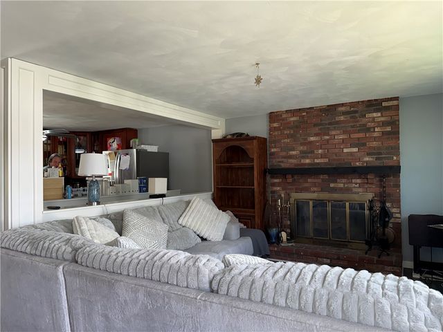 24 Johnson Avenue, Warwick, RI 02886