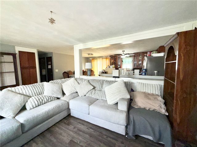 24 Johnson Avenue, Warwick, RI 02886