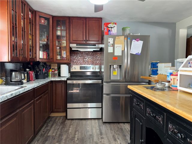 24 Johnson Avenue, Warwick, RI 02886