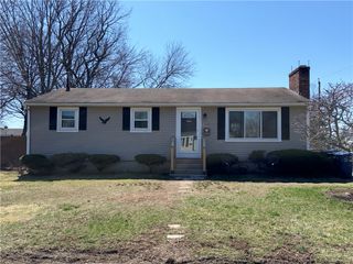 24 Johnson Avenue, Warwick, RI 02886