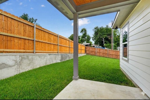 2112 NW 22nd, Fort Worth, TX 76164