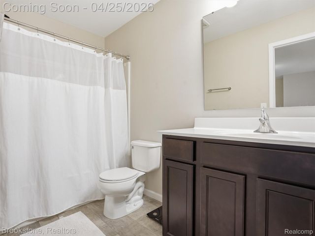 402 Ridgewood Drive, Brandon Charter Township, MI 48462