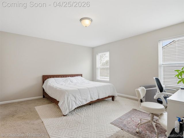 402 Ridgewood Drive, Brandon Charter Township, MI 48462
