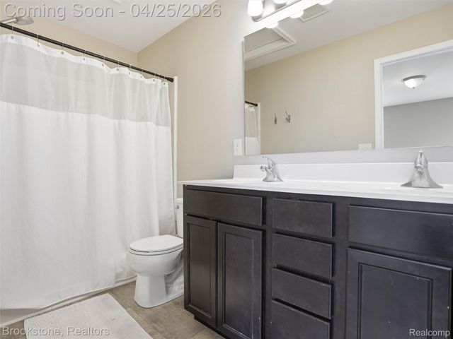 402 Ridgewood Drive, Brandon Charter Township, MI 48462
