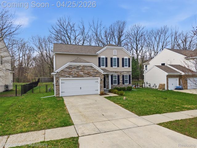 402 Ridgewood Drive, Brandon Charter Township, MI 48462
