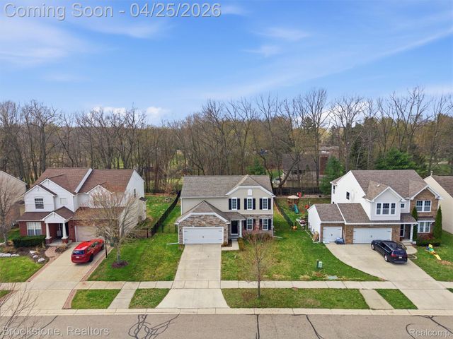 402 Ridgewood Drive, Brandon Charter Township, MI 48462
