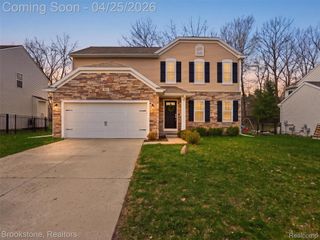 402 Ridgewood Drive, Brandon Charter Township, MI 48462