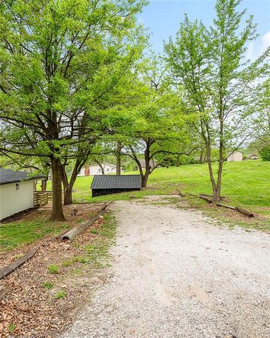 3000 S 63rd Street, Kansas City, KS 66106
