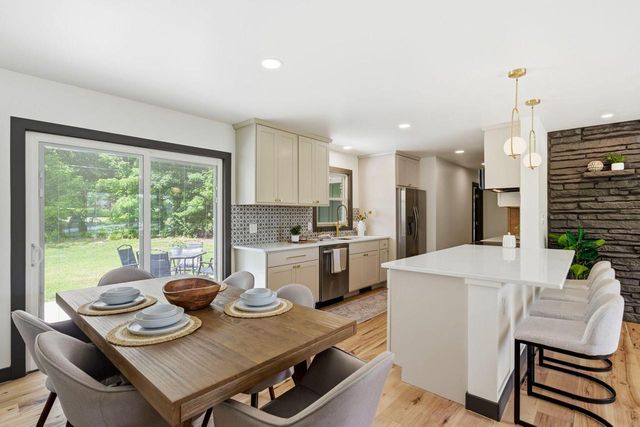 W224N8095 Susan PLACE, Lisbon, WI 53089