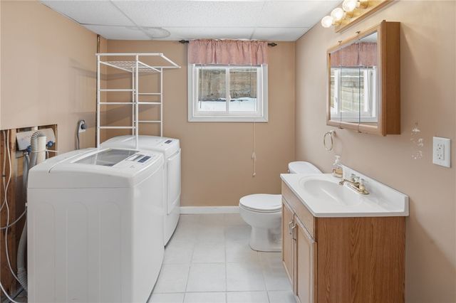 152 Brookside Avenue, West Warwick, RI 02893