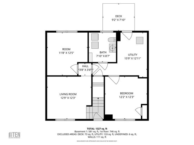 152 Brookside Avenue, West Warwick, RI 02893