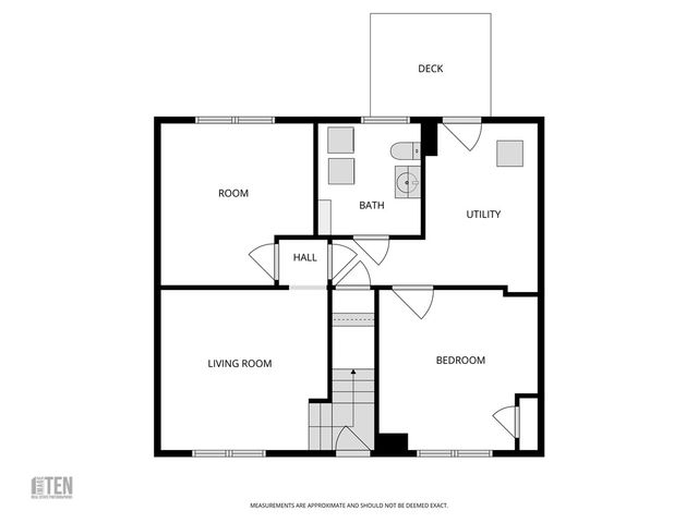 152 Brookside Avenue, West Warwick, RI 02893