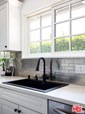 1900 Sycamore Drive, San Marino, CA 91108