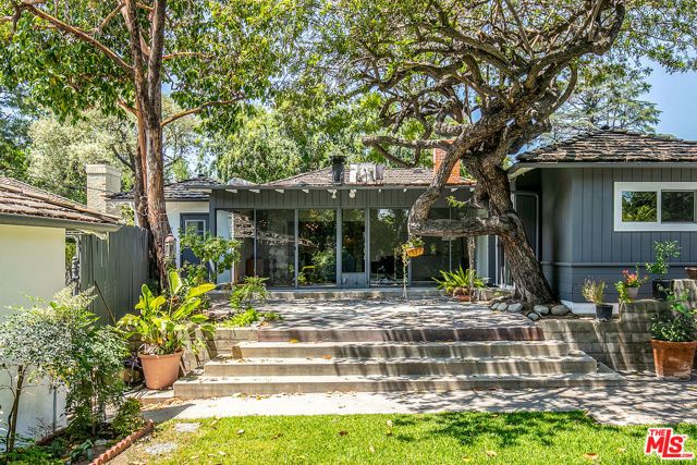 1900 Sycamore Drive, San Marino, CA 91108