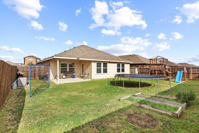 734 Meadow Creek Lane, Josephine, TX 75189