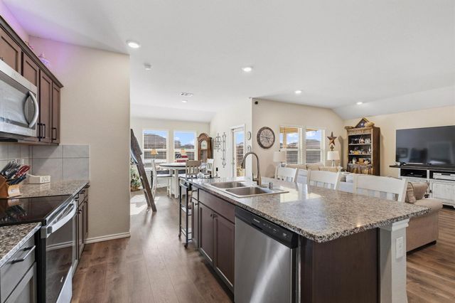 734 Meadow Creek Lane, Josephine, TX 75189