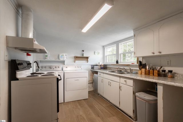 9 Williams Street, Taylors, SC 29687
