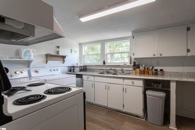9 Williams Street, Taylors, SC 29687