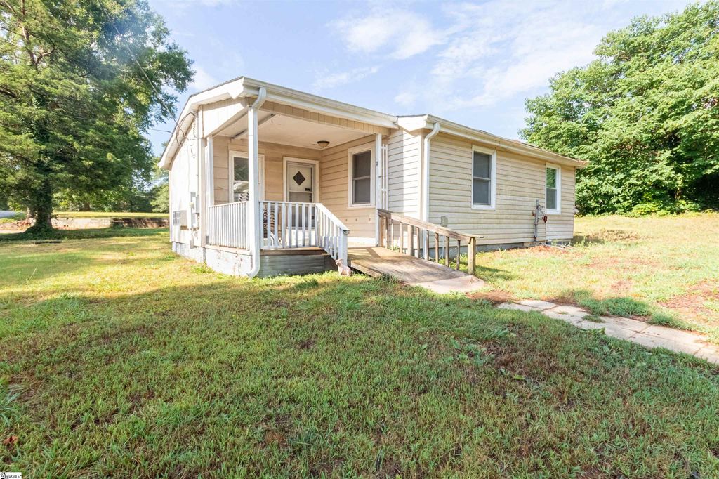 9 Williams Street, Taylors, SC 29687