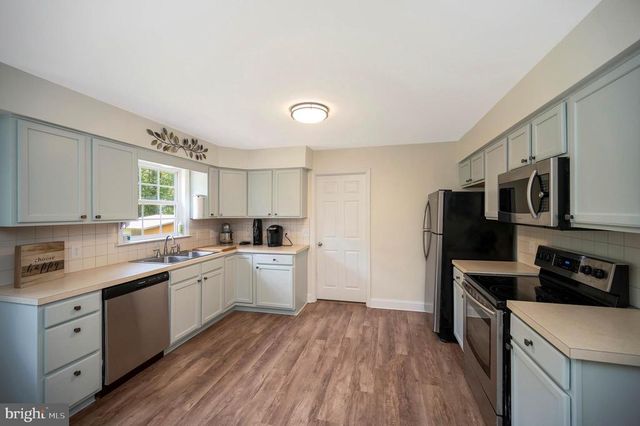 13185 MILL CREEK CT, Reva, VA 22735