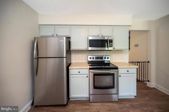 13185 MILL CREEK CT, Reva, VA 22735