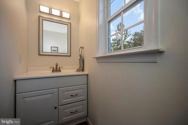 13185 MILL CREEK CT, Reva, VA 22735