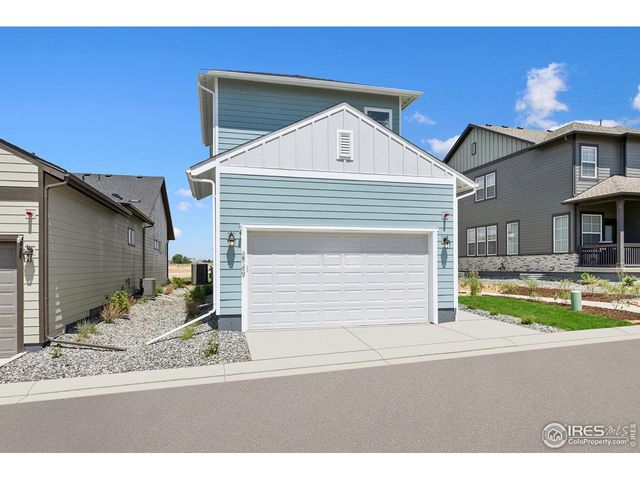 2749 Blue Iris Dr, Loveland, CO 80538