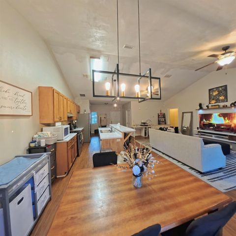 2425 Country Club Drive, Tallahassee, FL 32301