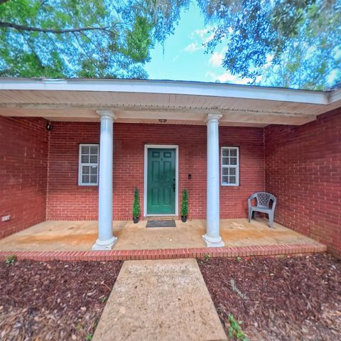 2425 Country Club Drive, Tallahassee, FL 32301
