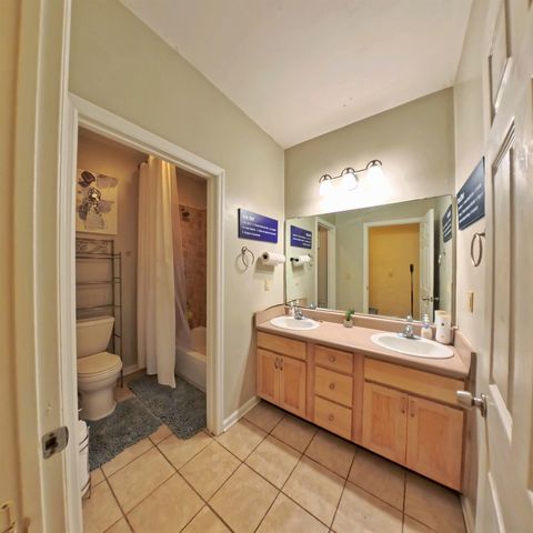 2425 Country Club Drive, Tallahassee, FL 32301