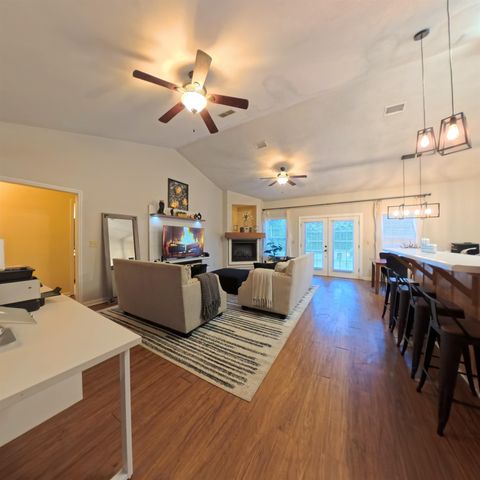 2425 Country Club Drive, Tallahassee, FL 32301