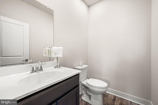 142-B FLEET CT, Bensalem, PA 19020