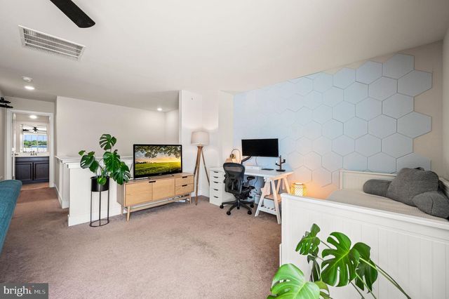 142-B FLEET CT, Bensalem, PA 19020