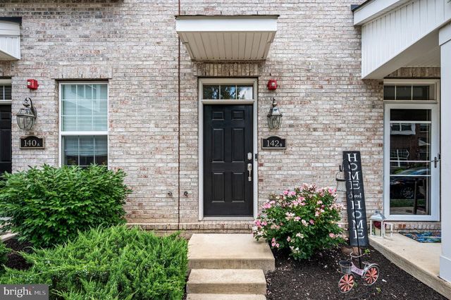 142-B FLEET CT, Bensalem, PA 19020