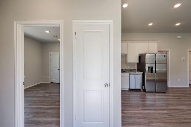 11632 Vistawoods Street, Willis, TX 77318