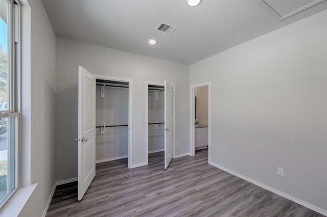 11632 Vistawoods Street, Willis, TX 77318