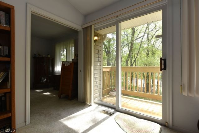 9 Parsons Ct, Mahwah Twp., NJ 07430