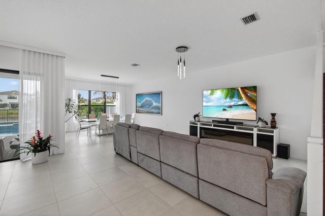 17222 Blue Bayou Drive, Boca Raton, FL 33496