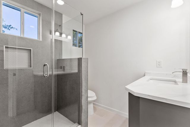 106 Koolua DR, Bastrop, TX 78602