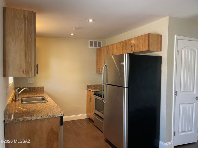 1002 E Lester St Unit 4, Tucson, AZ 85719