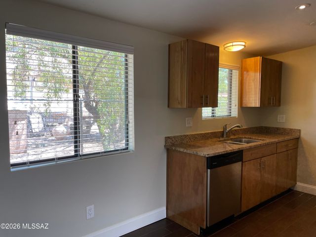 1002 E Lester St Unit 4, Tucson, AZ 85719