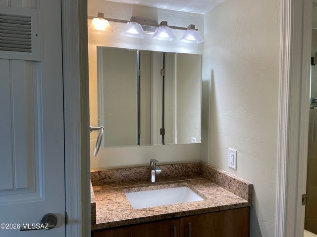 1002 E Lester St Unit 4, Tucson, AZ 85719